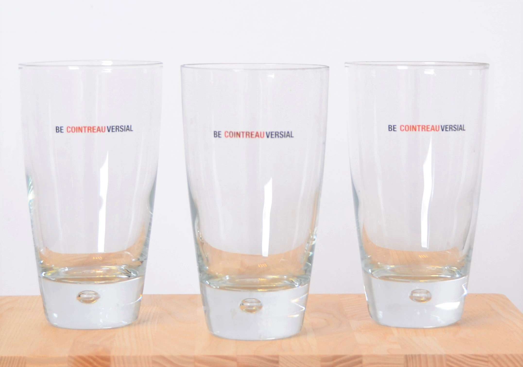 boycot importeren maak het plat Glas Glas Cointreau 34cl Luna 6x1st Versial Online goedkoop glazen kopen -  Nevejan