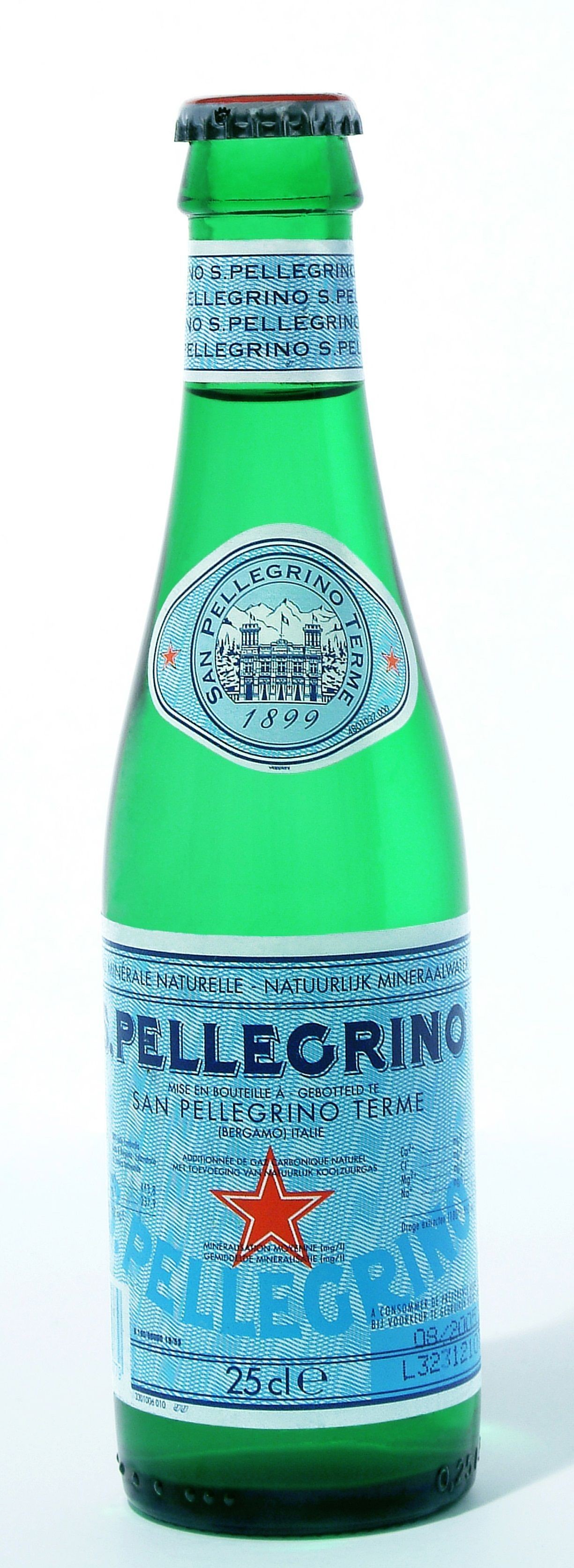 Eau Minerale Pétillante San Pellegrino 25cl bouteile en verre