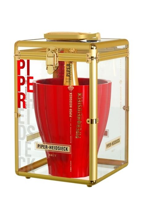 Champagne Piper Heidsieck 75cl Brut + bucket + flightcase